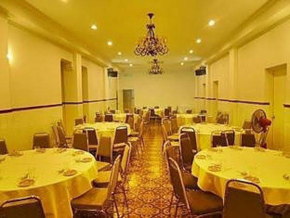 فندق باراماونت هوتل جورج تاون المظهر الخارجي الصورة